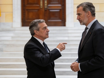 Minister Óscar Puente's Public Rebuke of King Felipe VI Sparks Tension RUSSPAIN.com