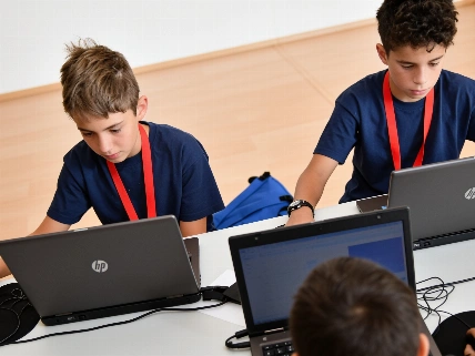 Half of Spanish students hit by cyberattacks during online learning RUSSPAIN.com
