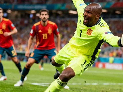Spain fails to score against tournament debutant: how Vozinha defends the goal RUSSPAIN.com