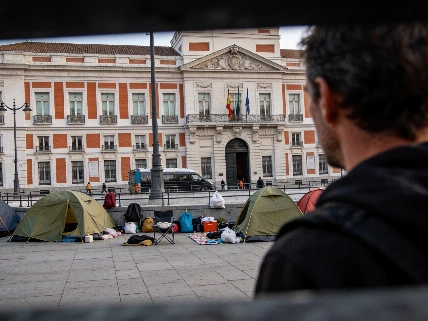 Madrid takes its Puerta del Sol camp battle to court RUSSPAIN.com