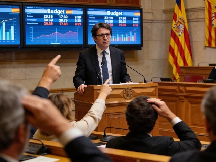 Salvador Illa Faces Criticism Over Investment Shortfall in Catalonia RUSSPAIN.com