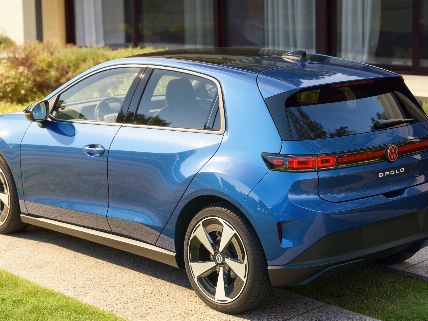 Volkswagen slashes combustion car output as electric orders take the lead RUSSPAIN.com