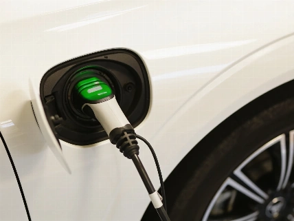 Electric Cars Break Records as Spain's Charging Network Grows RUSSPAIN.com