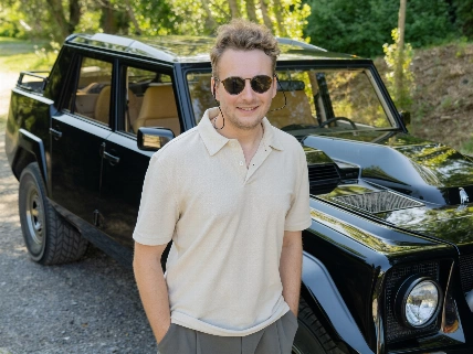 Lamborghini LM002 Turns 40: The V12 Off-Roader That Changed Everything RUSSPAIN.com