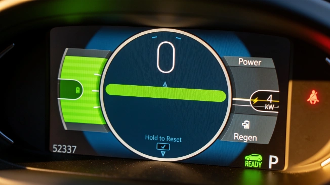 Tesla Model 3 tops Spain’s car market as Chinese EVs take over RUSSPAIN.com