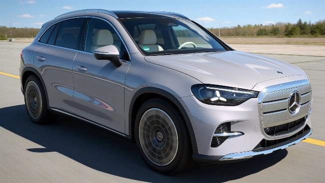 Mercedes GLC 400 EQ 4Matic Sets New Standard for Comfort and Range RUSSPAIN.com