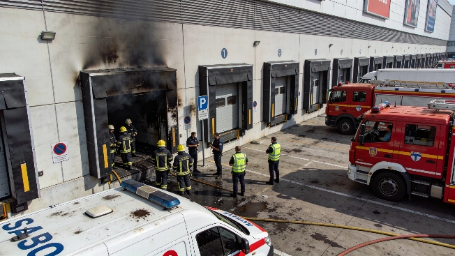 Arson Incident Forces Evacuation at La Vaguada Shopping Centre in Madrid RUSSPAIN.com