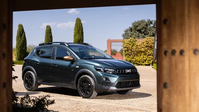 Dacia Sandero brings hybrid 155 engine to Spain RUSSPAIN.com