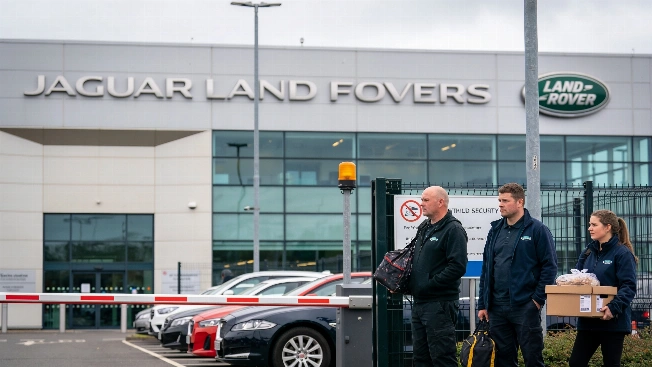 Jaguar Land Rover to Cut 4,000 UK Jobs as US Tariffs and Costs Bite RUSSPAIN.com
