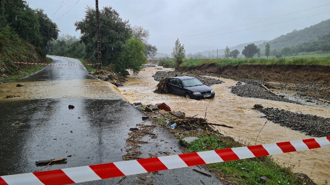Man found dead after car swept away by floods in Olivella RUSSPAIN.com