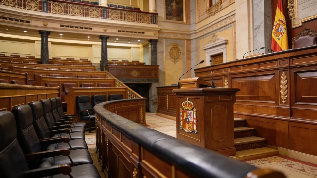 PP Signals Readiness for No-Confidence Vote if Sánchez Loses Allies RUSSPAIN.com