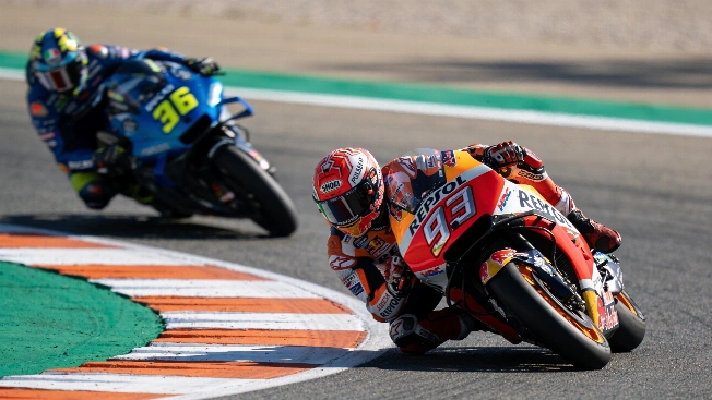 Marc Márquez edges out Bezzecchi with sharp tactics in San Marino sprint RUSSPAIN.com