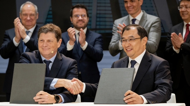 Spain opens fast track for Chinese companies as US and UK investment drops RUSSPAIN.com