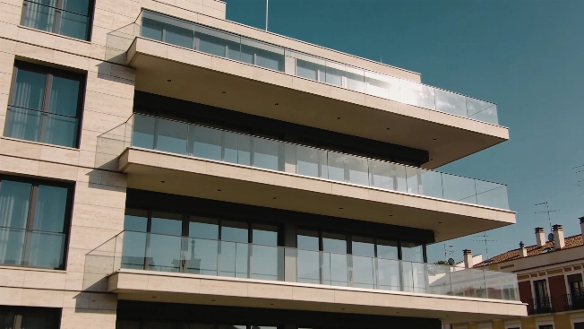 Sánchez Accuses Ayuso of Misusing Public Funds for Luxury Apartment RUSSPAIN.com