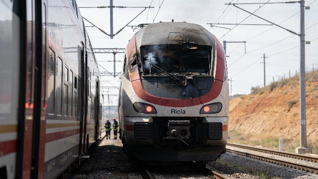AVE fire halts Madrid-Barcelona trains before services resume RUSSPAIN.com