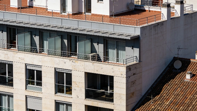Secret €6.3 million Madrid penthouse deal sparks crisis for Ayuso’s team RUSSPAIN.com