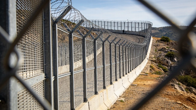 Ceuta tightens border watch as Spain pushes back on new entry calls RUSSPAIN.com