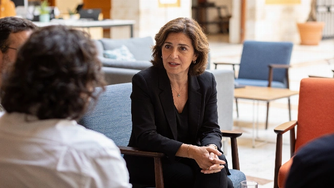 Laura Olcina Wins National Innovation Award for Leadership in Tech RUSSPAIN.com