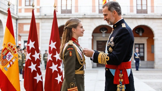 Princess Leonor Completes Military Training and Receives Top Distinction RUSSPAIN.com