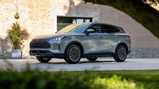 Lepas brings two new electric SUVs to Spain RUSSPAIN.com