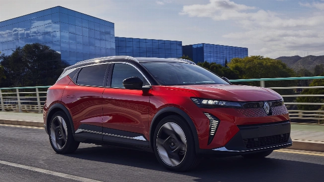 Renault bets big on Spain with new electric car production RUSSPAIN.com