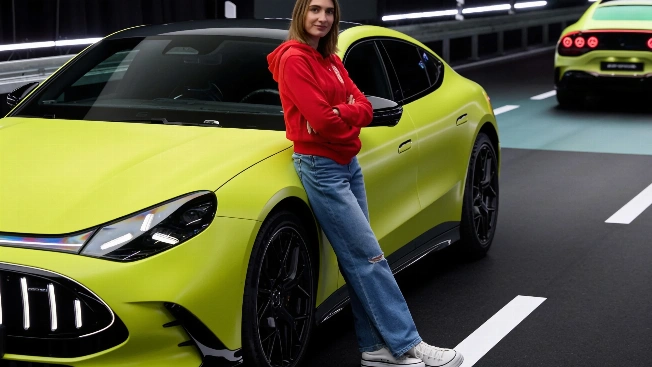 Mercedes-AMG GT Coupé 4-Door Ushers in Electric Performance Era RUSSPAIN.com
