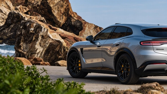 Luxeed RX takes aim at China’s electric SUV heavyweights with big tech and bold looks RUSSPAIN.com