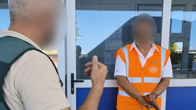 AP-7 Toll Worker Arrested for Alleged Cash Fraud RUSSPAIN.com