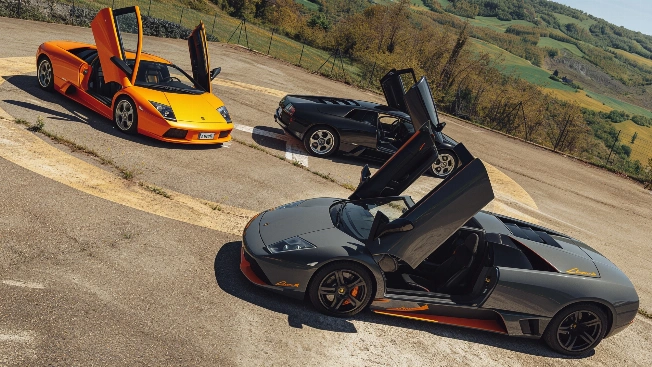 Lamborghini Murciélago at 25 proves supercars have lost their soul RUSSPAIN.com