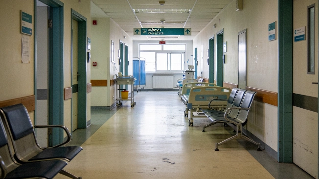 Valencia's public hospitals face a talent retention test RUSSPAIN.com
