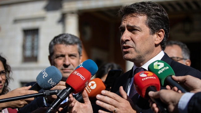 García-Page Accuses Sánchez of Yielding to Junts and Bildu Demands RUSSPAIN.com