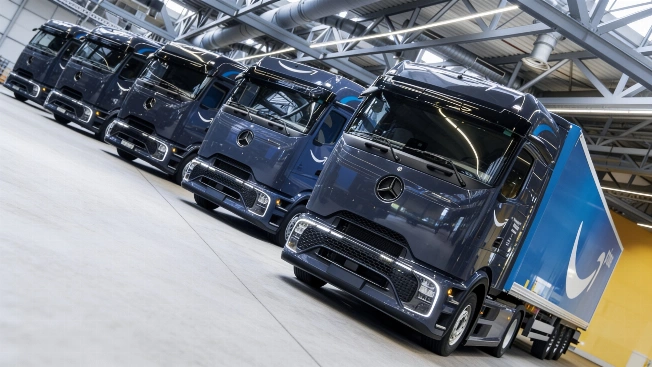 Amazon puts 50 Mercedes eActros 600 electric trucks on German roads RUSSPAIN.com