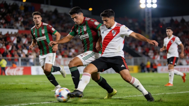 Gimnasia Holds River in High-Intensity Draw at La Plata RUSSPAIN.com