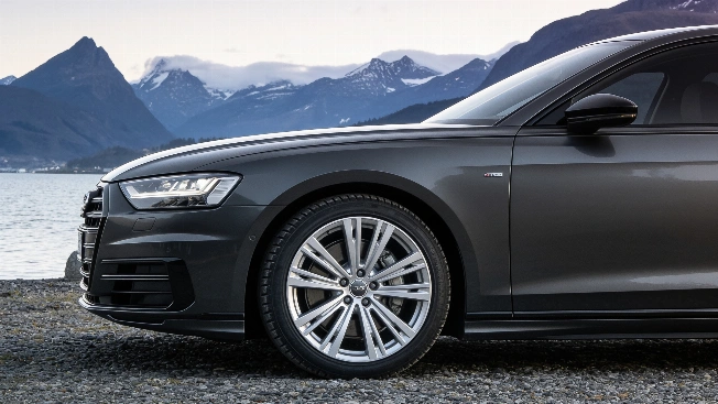 Six Iconic Car Models Face Their Final Year in Spain RUSSPAIN.com