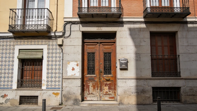Sánchez races to shield tenants after Maricarmen eviction RUSSPAIN.com
