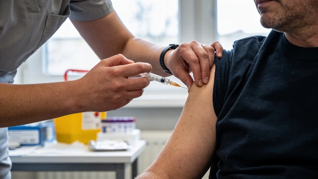Spain Opens 2026 Flu and COVID Vaccination Campaign RUSSPAIN.com