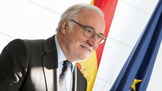 DGT chief pins V-16 beacon pushback on Sánchez backlash RUSSPAIN.com