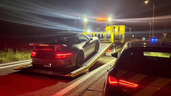 Porsche 911 GT3 driver sets French speed record at 312 kmh RUSSPAIN.com