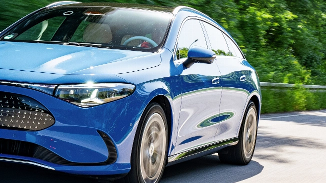 Mercedes CLA 250 Plus Shooting Brake: A Real-World Electric Road Tripper RUSSPAIN.com