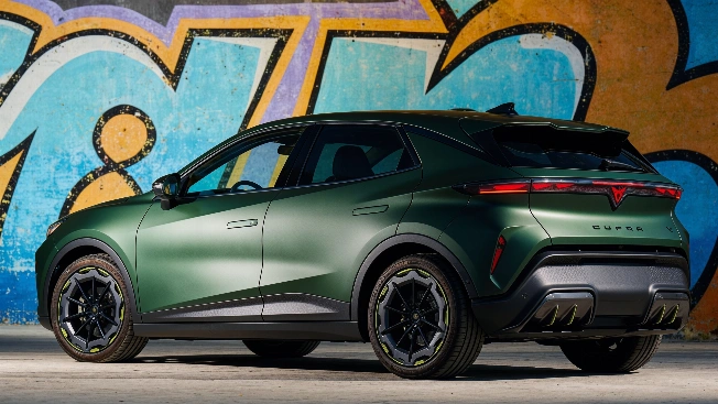 Cupra Raval VZ takes the lead in Car and Driver's new issue RUSSPAIN.com