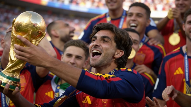 Ferrán Torres Drives the Cupra León VZ: Spain’s World Cup Hero Chooses Power RUSSPAIN.com