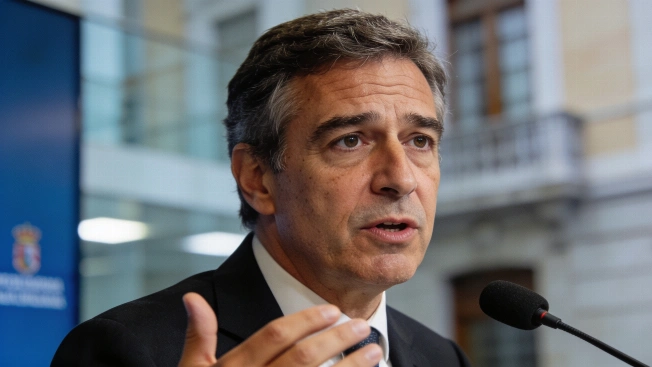 Urtasun ties Frente Amplio reset to housing vote RUSSPAIN.com