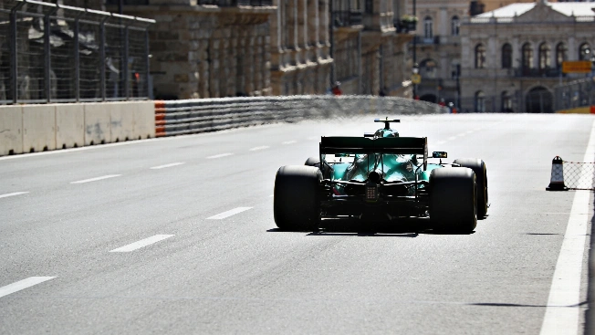 Alonso reveals Aston Martin's one-second Honda loss in Baku RUSSPAIN.com