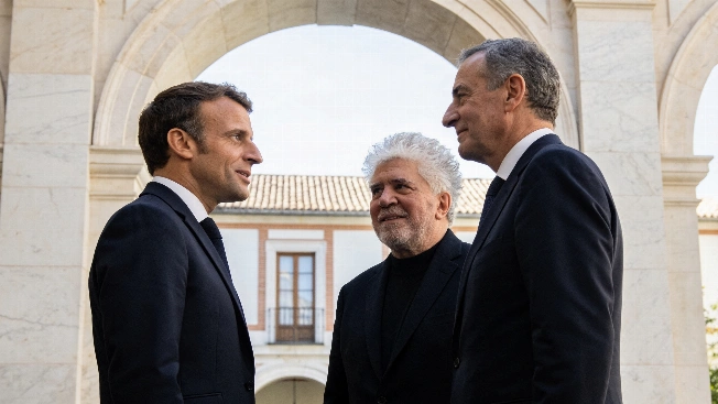 Almodóvar and Cercas receive France's highest cultural honour RUSSPAIN.com