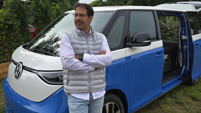 Volkswagen Unveils ID California Cruise: Electric Camper Revolution RUSSPAIN.com
