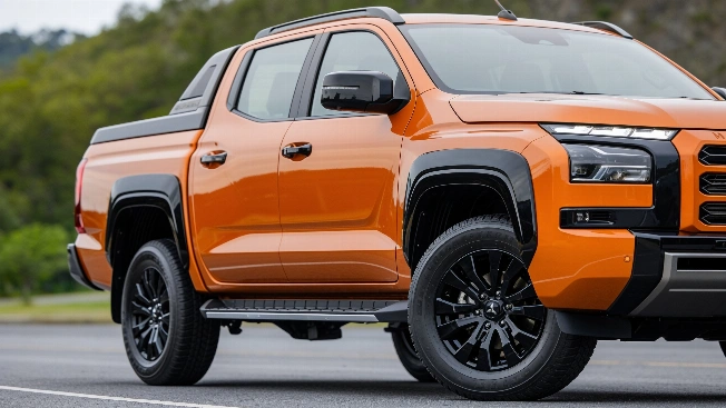 Mitsubishi L200 returns to Europe with a bold new diesel pickup RUSSPAIN.com