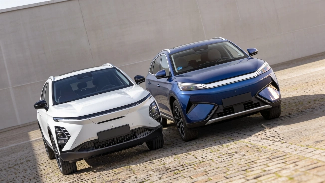 Omoda 5 EV vs BYD Atto 3 EVO: Which Electric SUV Wins? RUSSPAIN.com