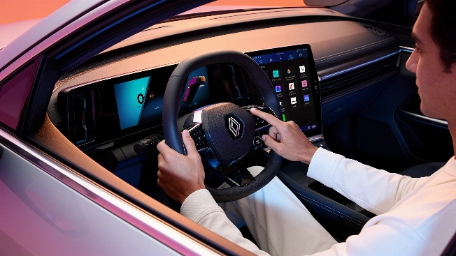 Touchscreens in Cars Linked to Increased Driver Distraction RUSSPAIN.com