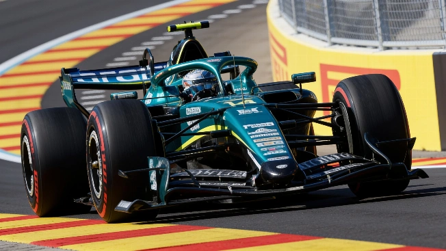 Aston Martin brings lighter AMR26 to Baku, but Honda power holds them back RUSSPAIN.com