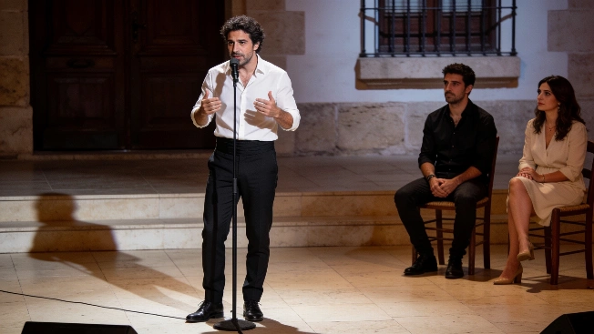 Miguel Poveda Brings Lorca's Voice to Life on El perro andaluz RUSSPAIN.com